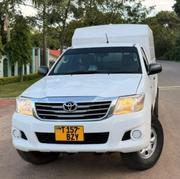 Toyota Hilux 2012 White for sale