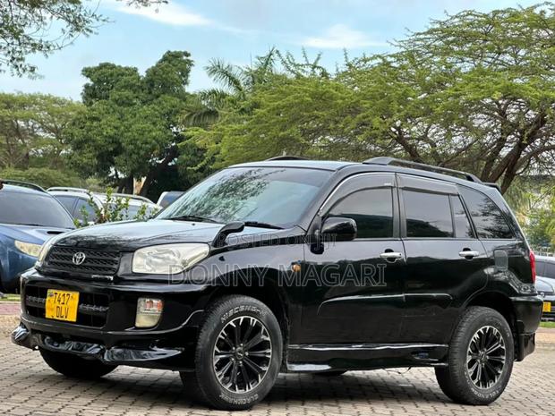Toyota RAV4 2004 Black
