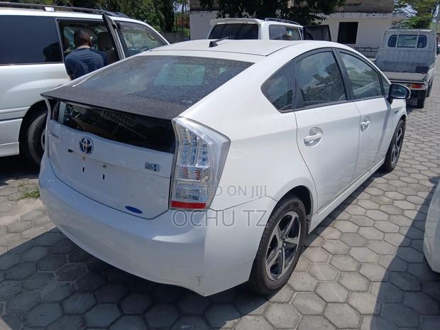 Toyota Prius 2012 White
