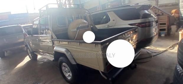 Toyota Land Cruiser 2022 Gray