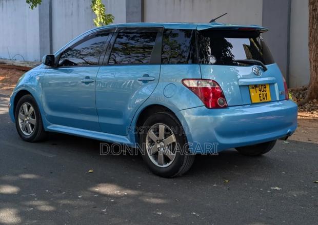 Toyota IST 2006 Blue