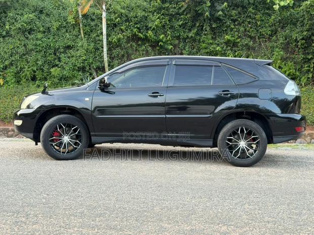 Toyota Harrier 2004 Black