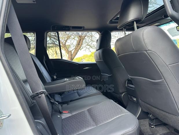 New Toyota Land Cruiser Prado 2025 White
