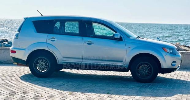 Mitsubishi Outlander 2007 Silver