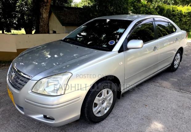 Toyota Premio 2005 Silver