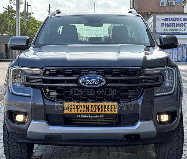 Ford Ranger Wildtrak 2024 Black