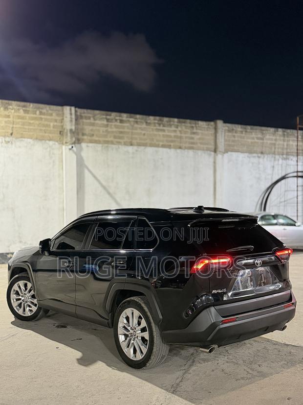 Toyota RAV4 2019 Black