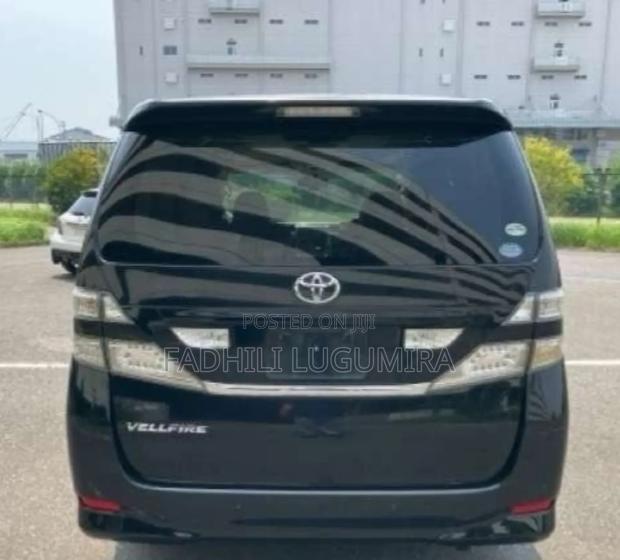 Toyota Vellfire 2009 Black