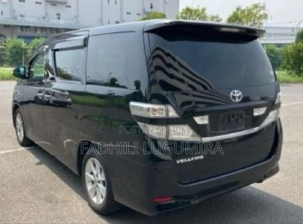Toyota Vellfire 2009 Black