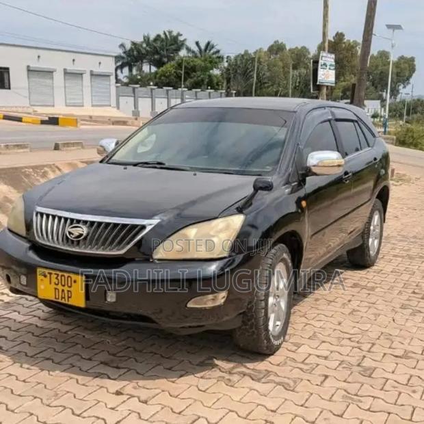 Toyota Harrier 2004 Black