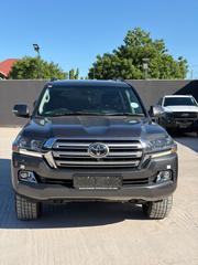 Toyota Land Cruiser 4.5 V8 VXR 2019 Gray for sale