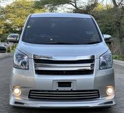 Toyota Noah 2.0 143hp AWD (7 Seater) 2007 Silver for sale