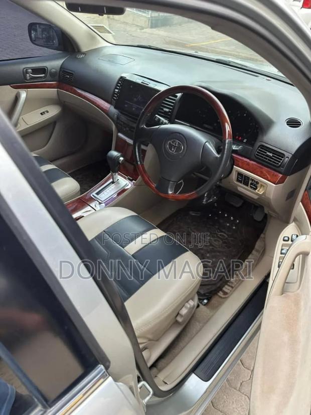 Toyota Premio 2003 Silver
