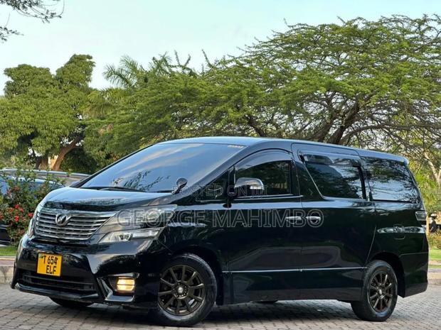 Toyota Alphard 2010 Black