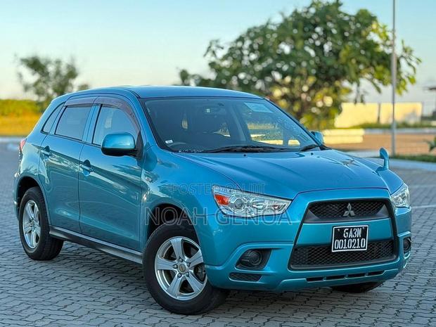 Mitsubishi RVR 2010 Blue