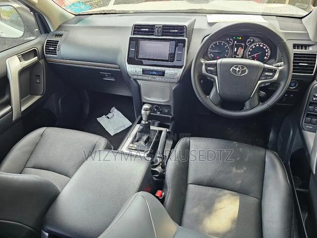 Toyota Land Cruiser Prado 2.7 2020 White