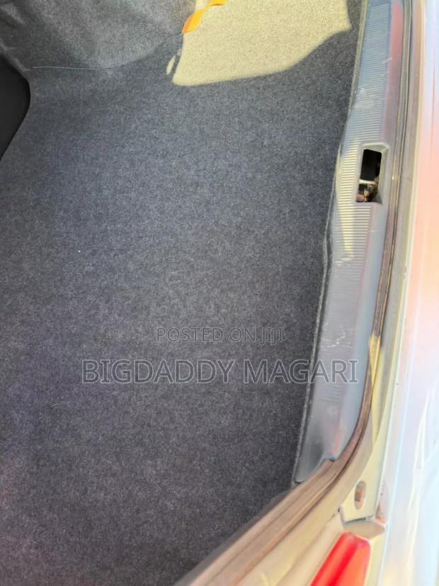 Toyota Carina 2001 Silver