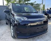 Toyota Spade 2016 Purple for sale