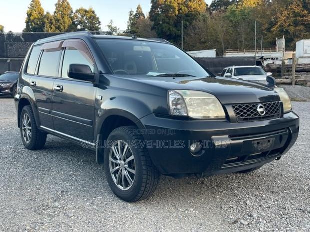 Nissan X-Trail 2004 Black