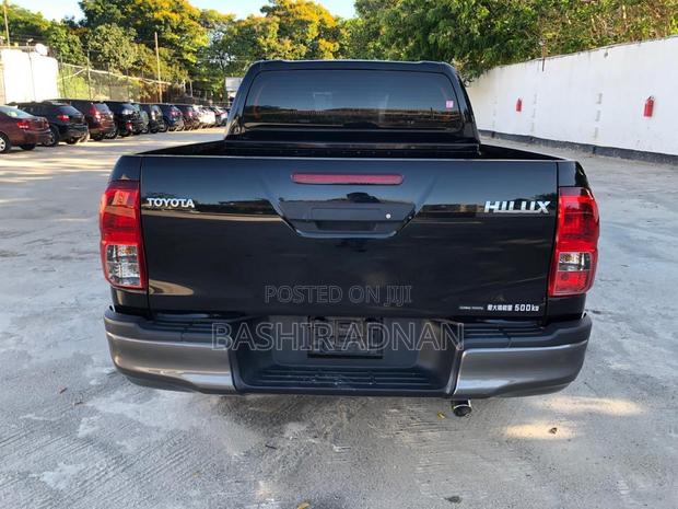 Toyota Hilux Revo Double Cab Deisel 2.4 AWD 2019 Black