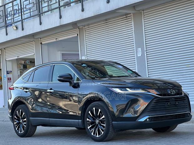 Toyota Harrier 2021 Black