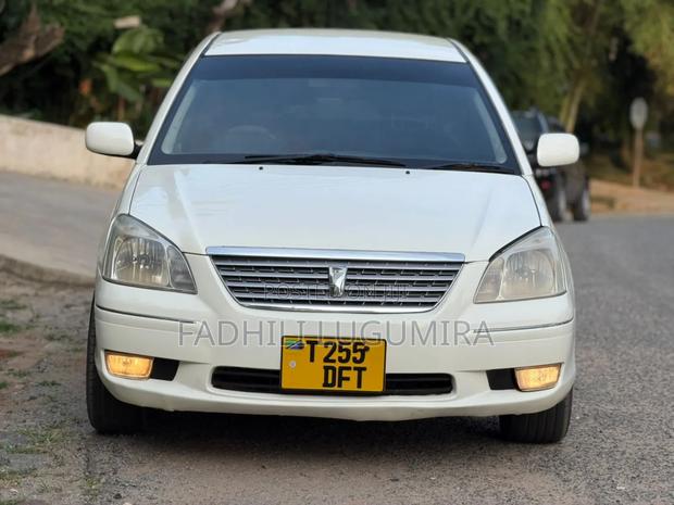Toyota Premio 2003 White