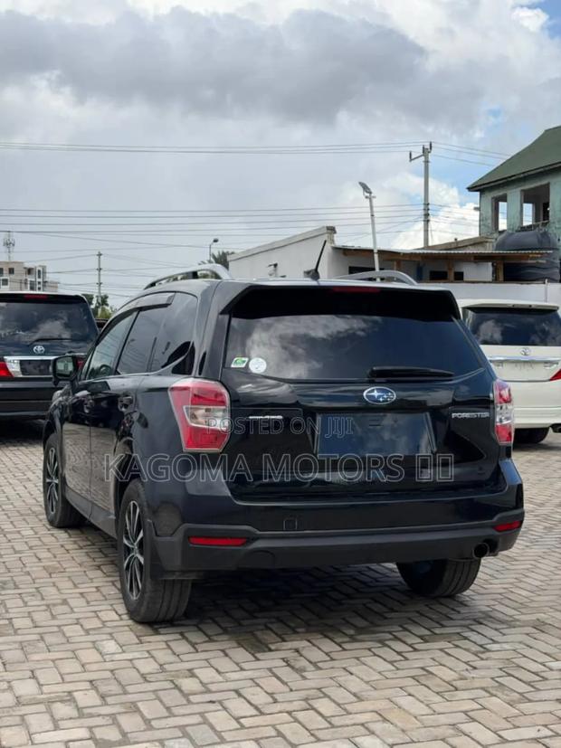 Subaru Forester 2014 Black