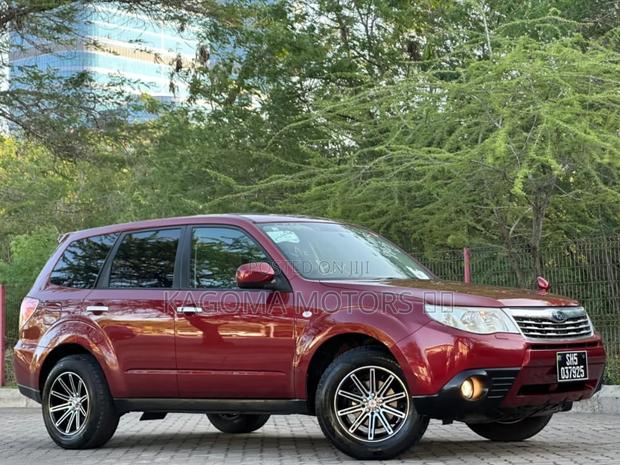 Subaru Forester 2010 Maroon