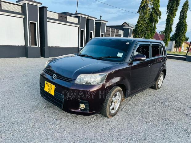 Toyota Corolla Rumion 2008 Maroon