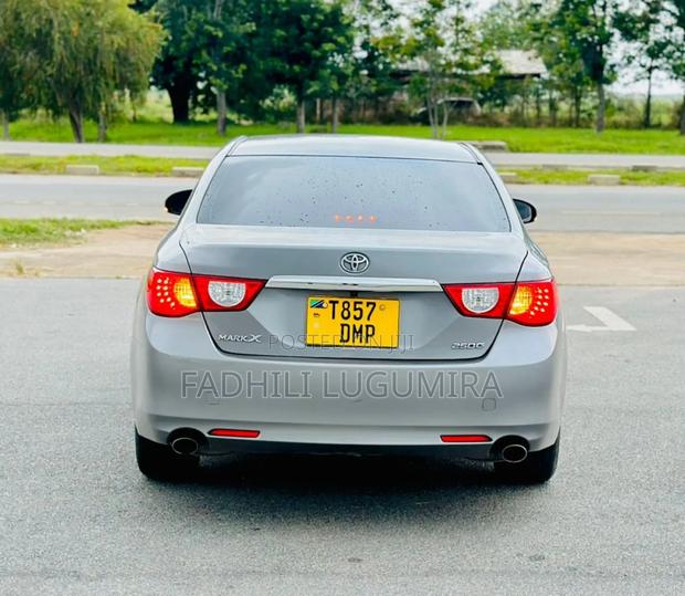 Toyota Mark X 2008 Gray