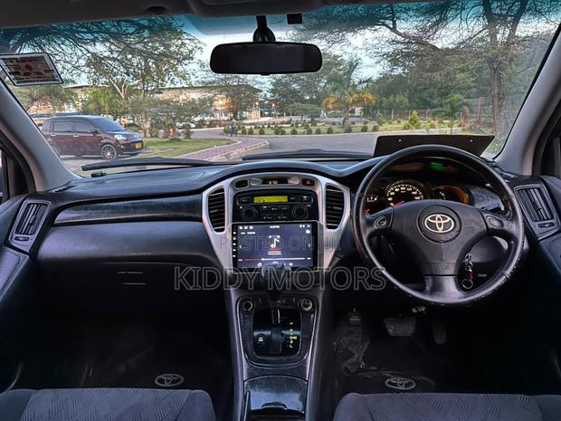 Toyota Kluger 2006 Black