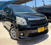 Toyota Noah 2009 Black for sale