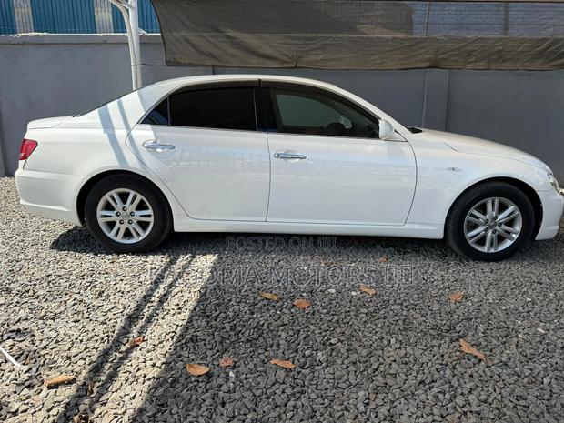 Toyota Mark X 2006 White
