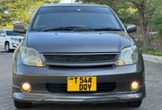 Toyota IST 2005 Gray for sale