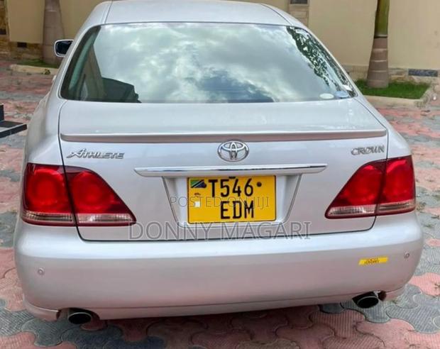 Toyota Crown 2007 Silver