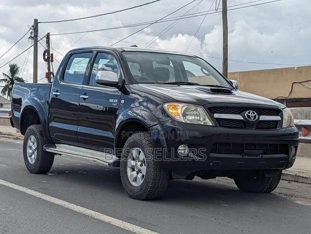 Toyota Hilux 2.5 D-4D SRX 4WD 2008 Black
