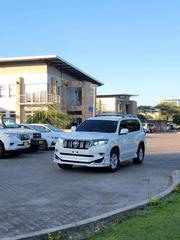 Toyota Land Cruiser Prado 2017 White for sale