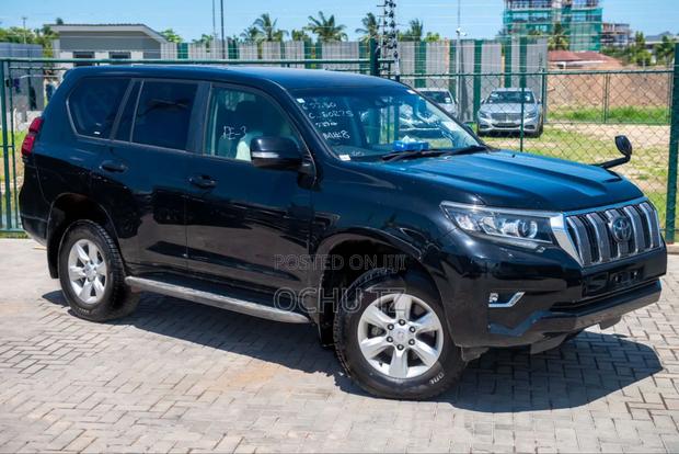 Toyota Land Cruiser Prado 2021 Black