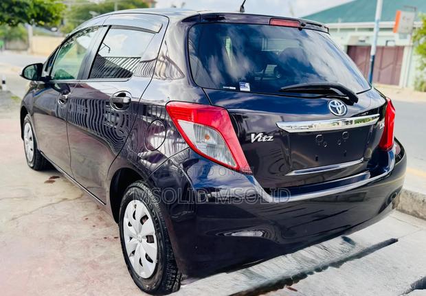 Toyota Vitz 2014 Purple