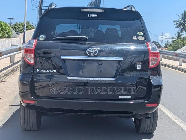 Toyota Vanguard 2008 Black