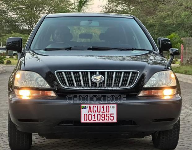 Toyota Harrier 2002 Black