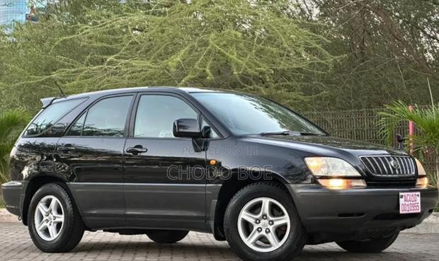 Toyota Harrier 2002 Black