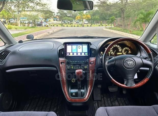 Toyota Harrier 2002 Black