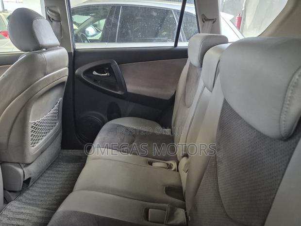 Toyota Vanguard 2008 Black