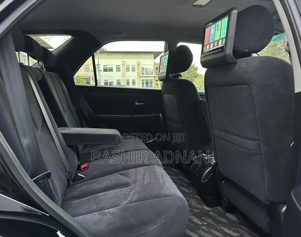 Toyota Harrier 2.4 16V 2002 Black