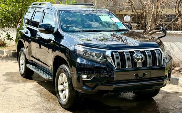 Toyota Land Cruiser Prado 3.0 172hp 2018 Black