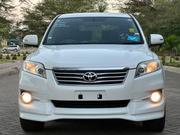 Toyota Vanguard 2010 Off white for sale