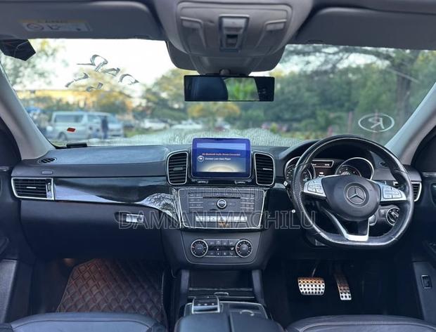 Mercedes-Benz GLE-Class 2017 Black