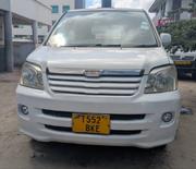 Toyota Noah 2004 White for sale