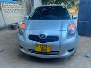 Toyota Vitz 2004 Silver for sale